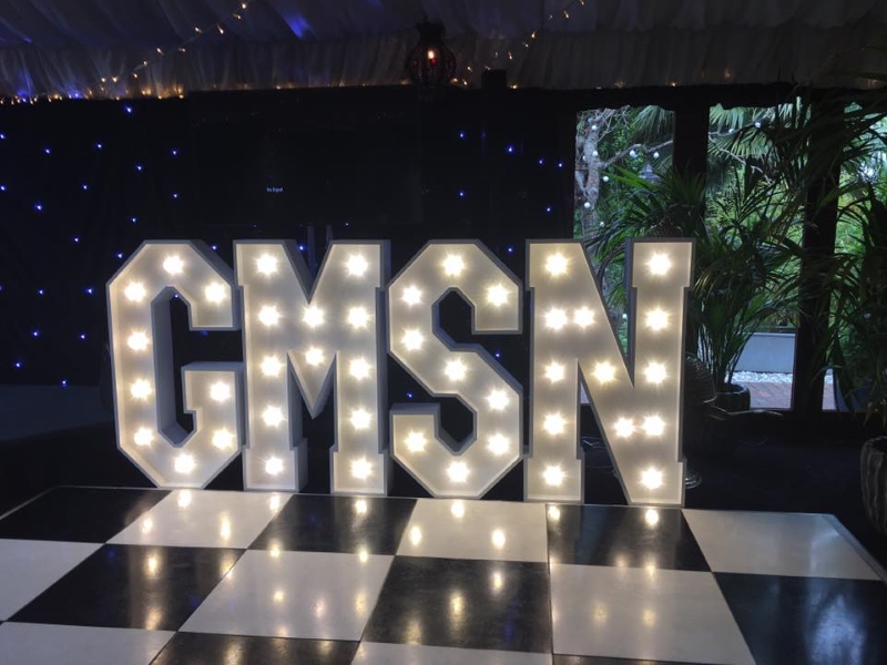 News: CarShop's charity dinner & dance raises over 12,000 pounds for Global's Make Some Noise