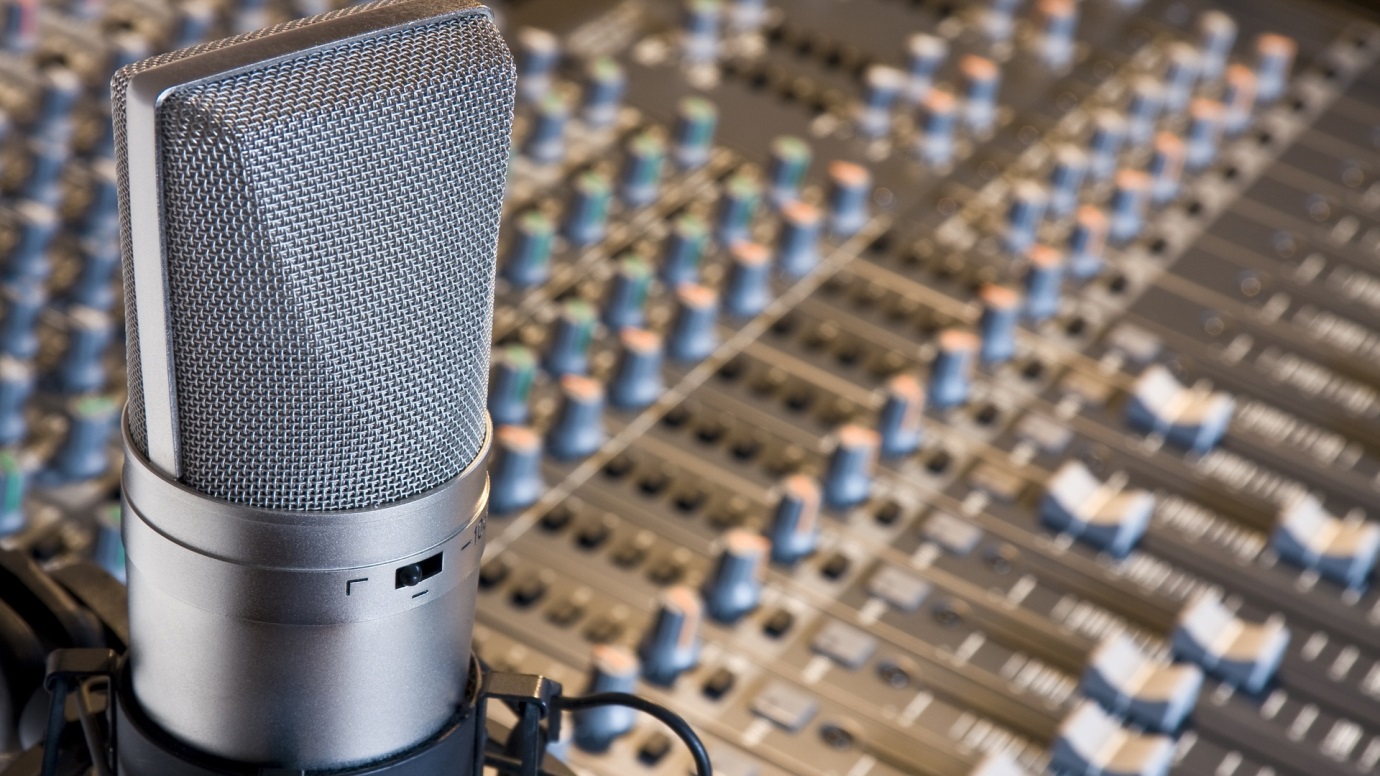 CarShop Signs TV Star to Voice Radio Ads
